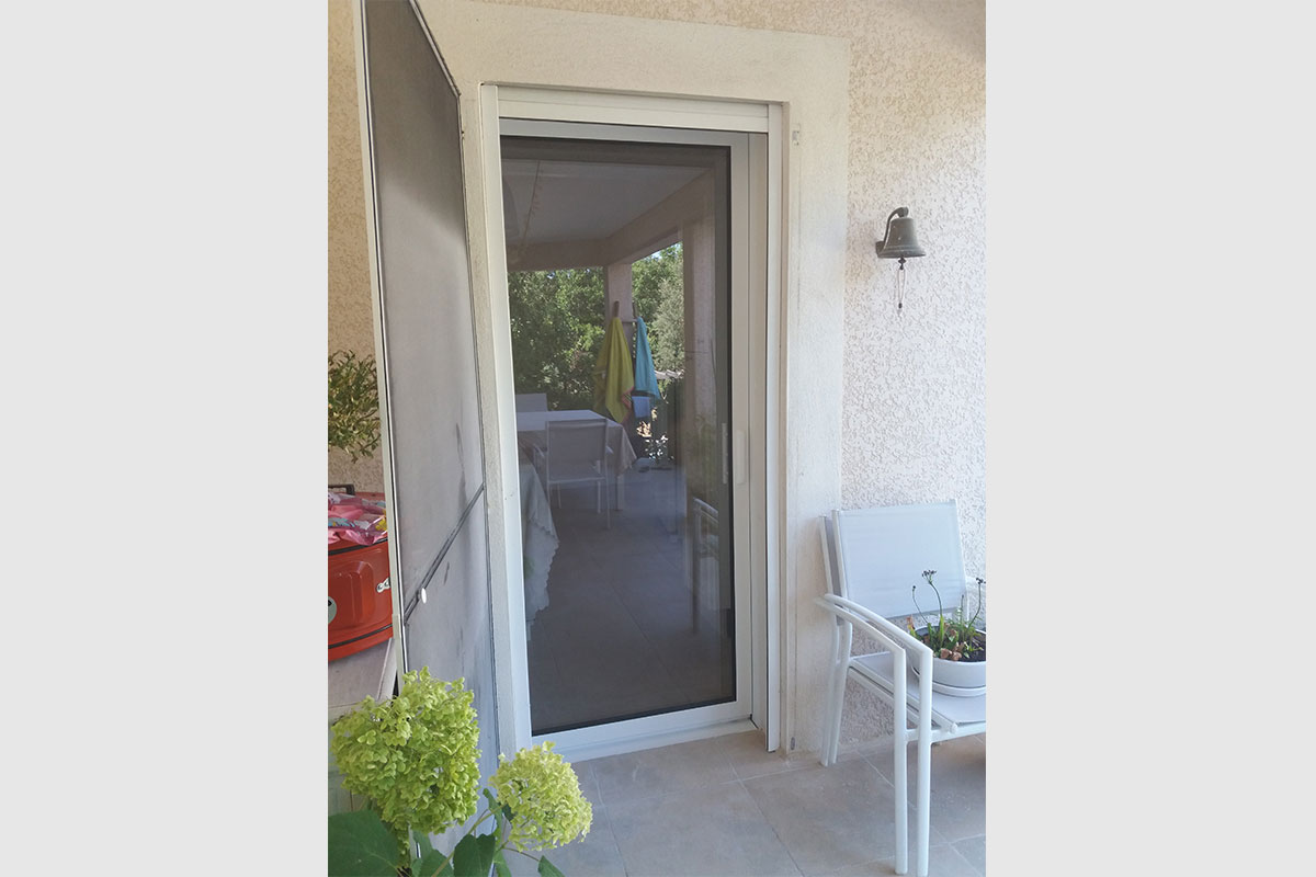 baie-coulissante-a-galandage